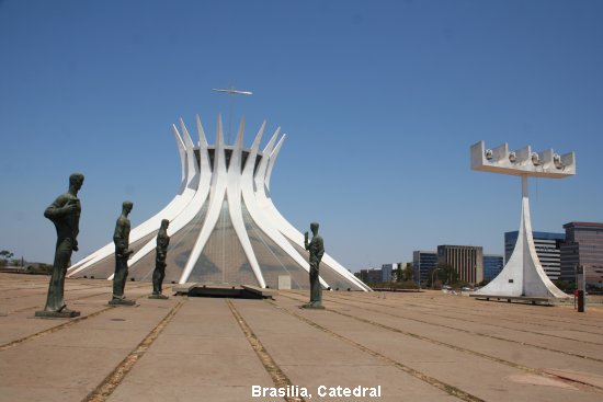 1030_brasilia_catedral.jpg