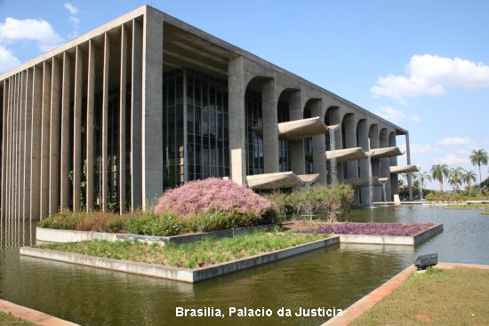 1079_brasilia_palacio_da_justicia.jpg
