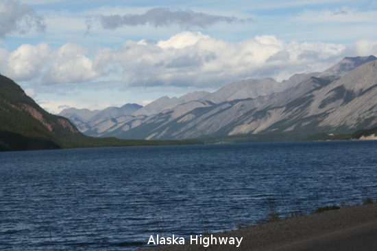 2641_alaska_highway.jpg