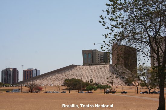 1019_brasilia_teatro_nacional.jpg