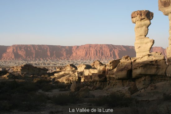 1050_valle_de_la_luna.jpg