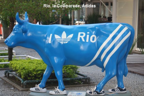 1590_rio_cowparade.jpg