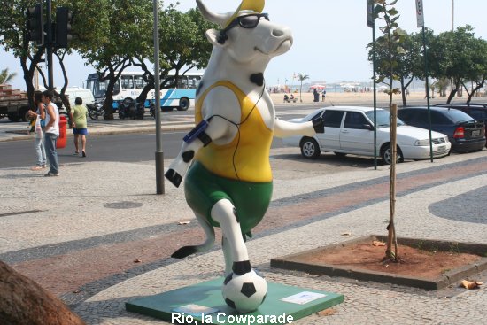 1596_rio_cowparade.jpg