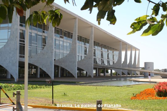 914_brasilia_palacio_do_planalto.jpg