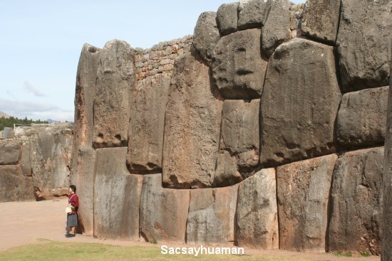 809_sacsayhuaman.jpg